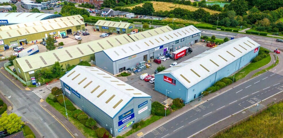 Industriel/Logistique dans Braintree à vendre - Photo de l’immeuble – Image 1 sur 1