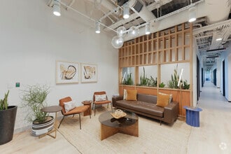 15051 N Kierland Blvd, Scottsdale, AZ à louer Hall d’entrée– Image 1 sur 14