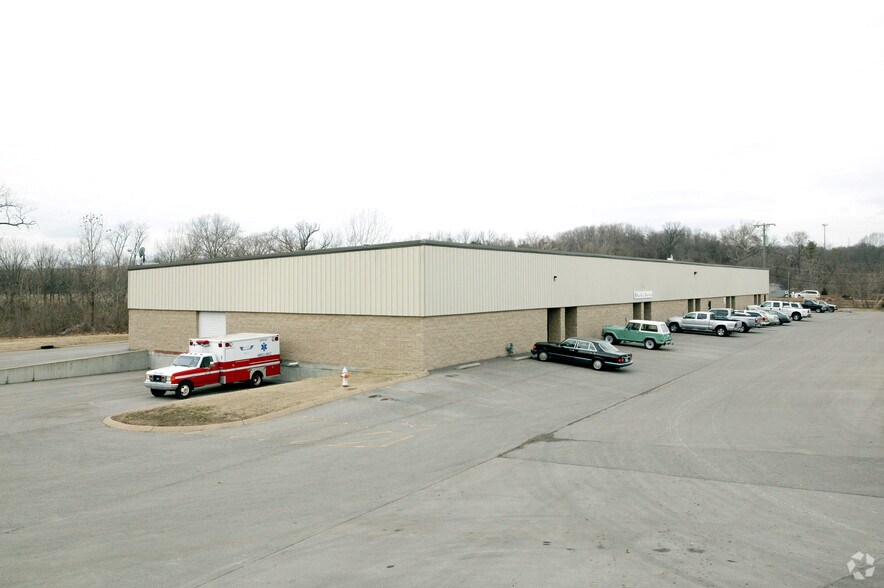 3670 Central Pike, Hermitage, TN à louer - Photo de l’immeuble – Image 2 sur 4