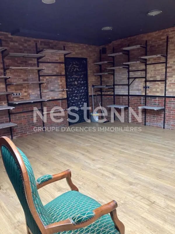 Plus de détails pour Local commercial à vendre