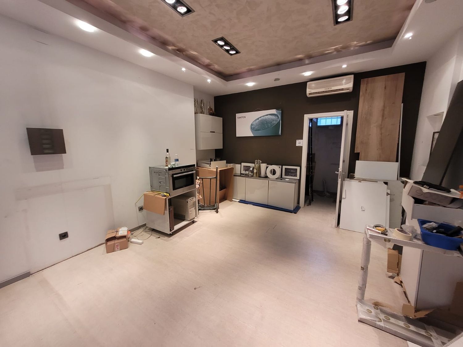 Immeuble residentiel dans Madrid, Madrid à vendre Photo intérieure– Image 1 sur 2