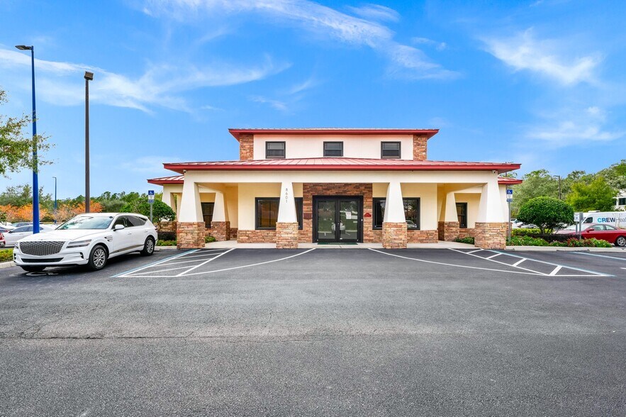 8601 Commodity Cir, Orlando, FL à vendre - Photo de l’immeuble – Image 3 sur 24