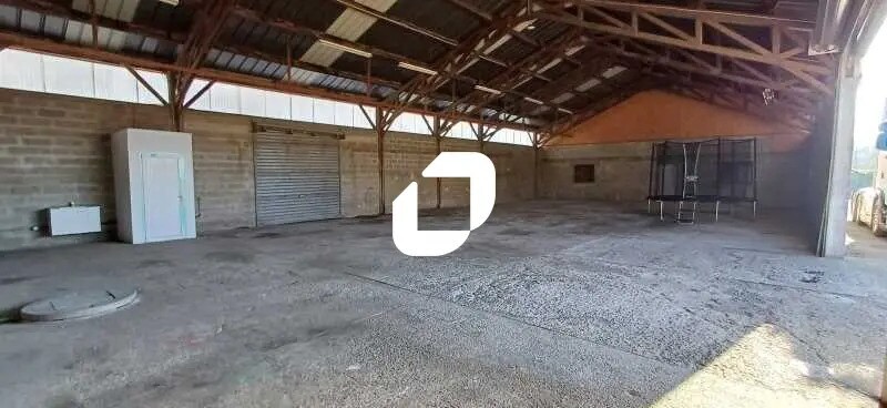 Bureau dans Porcheville à louer - Photo de l’immeuble – Image 2 sur 10