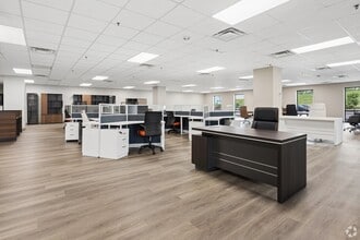 9950 Lawrence Ave, Schiller Park, IL à louer Photo intérieure– Image 2 sur 2