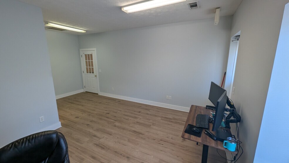 1975 Mall Blvd, Auburn, AL à louer - Photo de l’immeuble – Image 2 sur 8