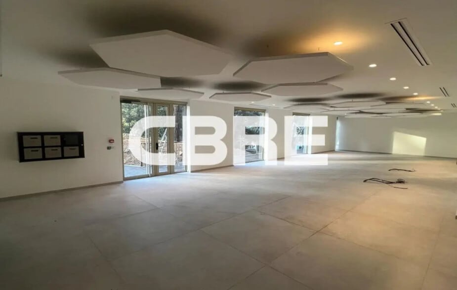 Bureau dans SOPHIA ANTIPOLIS à louer - Photo de l’immeuble – Image 1 sur 7