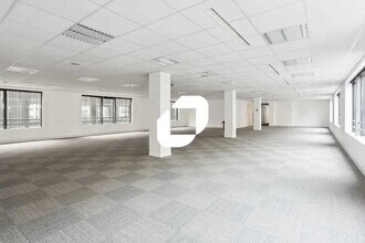 Bureau dans Rueil-Malmaison à louer Photo intérieure– Image 2 sur 2