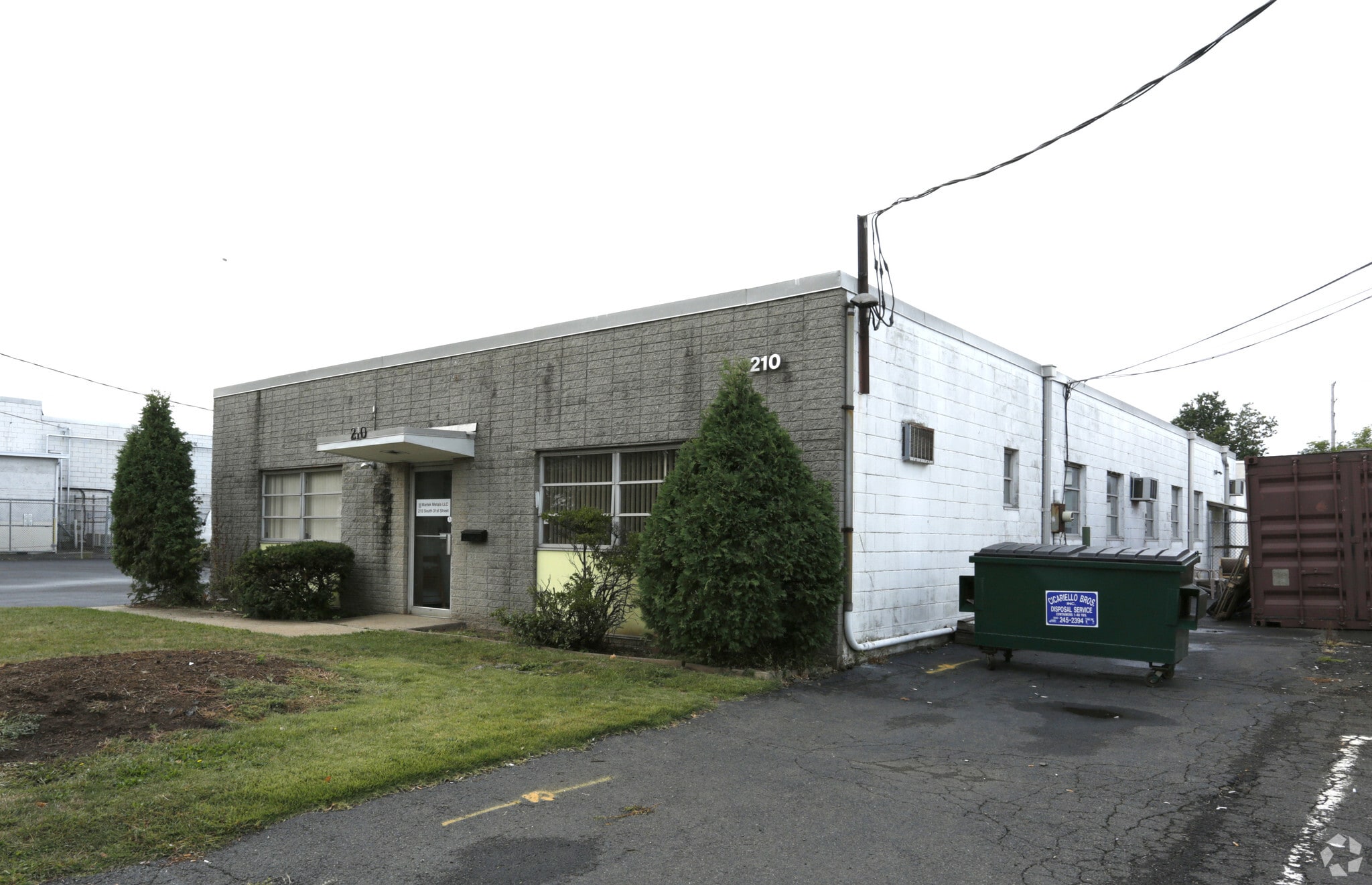 210 S 31st St, Kenilworth, NJ à vendre Photo principale– Image 1 sur 3