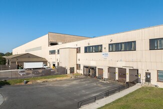 Plus de détails pour 2000-2009 Elmwood Ave, Sharon Hill, PA - Industriel/Logistique à louer