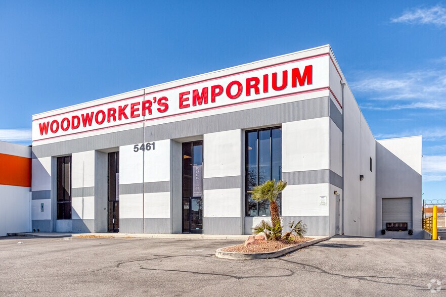 5461 Arville St, Las Vegas, NV à louer - Photo principale – Image 1 sur 35