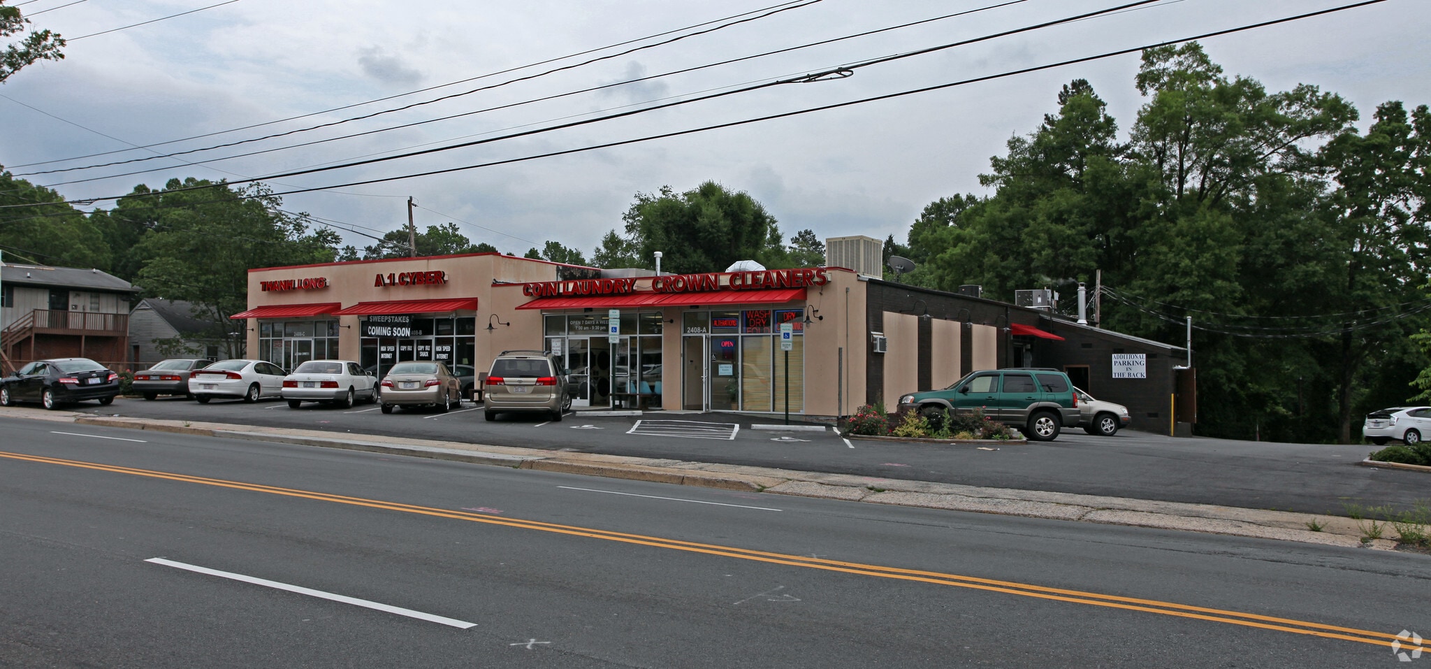 2408 Central Ave, Charlotte, NC à louer Photo principale– Image 1 sur 27