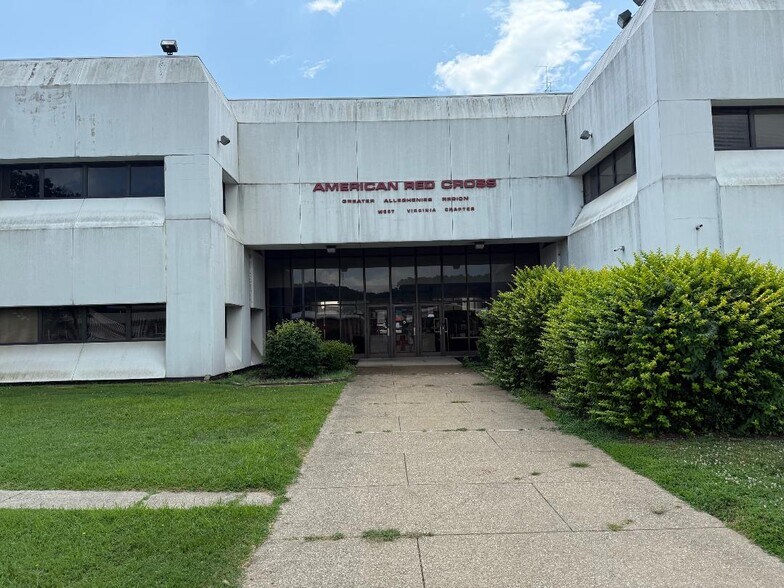 1111 Veterans Memorial Blvd, Huntington, WV à vendre - Photo de l’immeuble – Image 3 sur 28