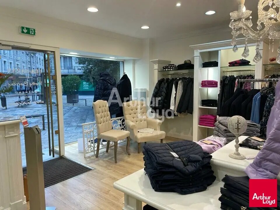 Local commercial dans Blois à vendre Photo de l’immeuble– Image 1 sur 4