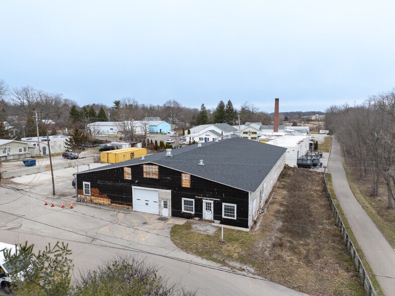 108 Cliff St, Yellow Springs, OH à vendre - Photo de l’immeuble – Image 2 sur 21