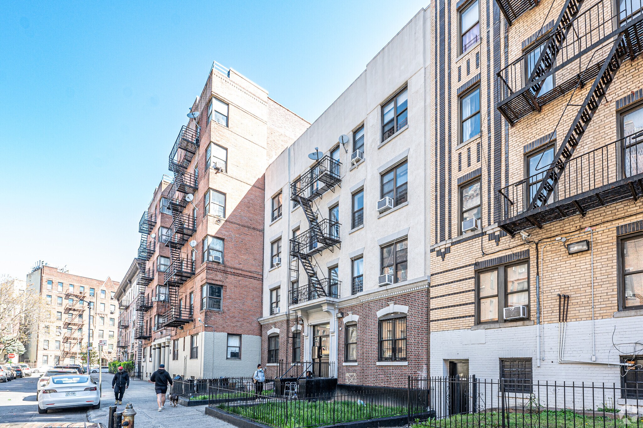 25 E 21st St, Brooklyn, NY à louer Photo de l’immeuble– Image 1 sur 15