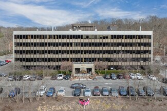 Plus de détails pour 550 Mamaroneck Ave, Harrison, NY - Bureau/Médical à louer