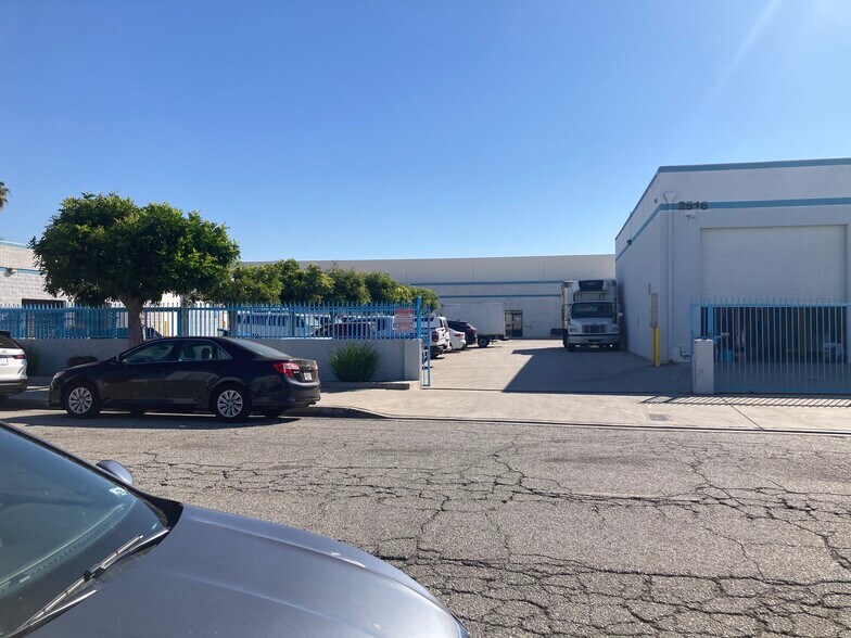 2515 Troy Ave, South El Monte, CA à louer - Photo de l’immeuble – Image 3 sur 15