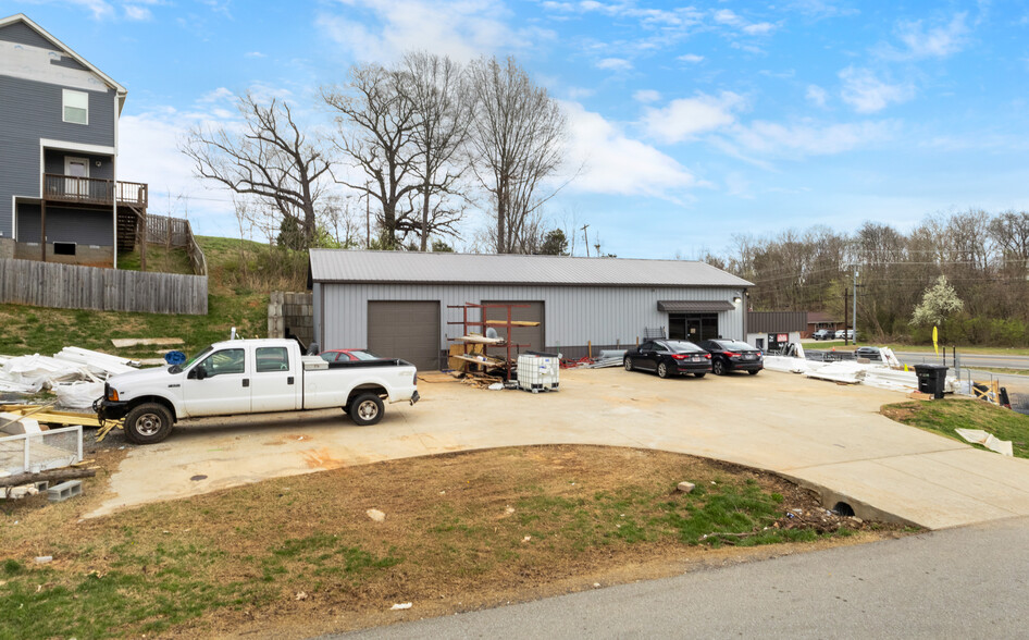 1083 Seven Mile Ferry Rd N, Clarksville, TN à vendre - Photo de l’immeuble – Image 2 sur 7
