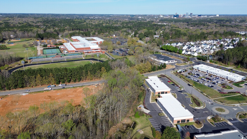 2818 New Birch Dr, Raleigh, NC à vendre - Photo de l’immeuble – Image 3 sur 4