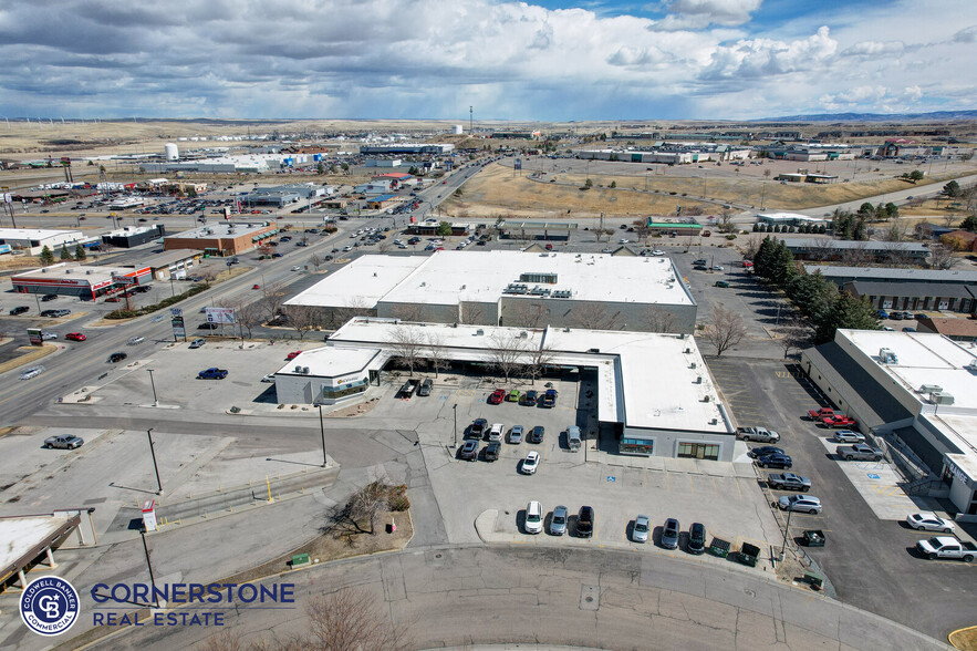 301- 329 Thelma dr, Casper, WY à vendre - Photo de l’immeuble – Image 3 sur 9