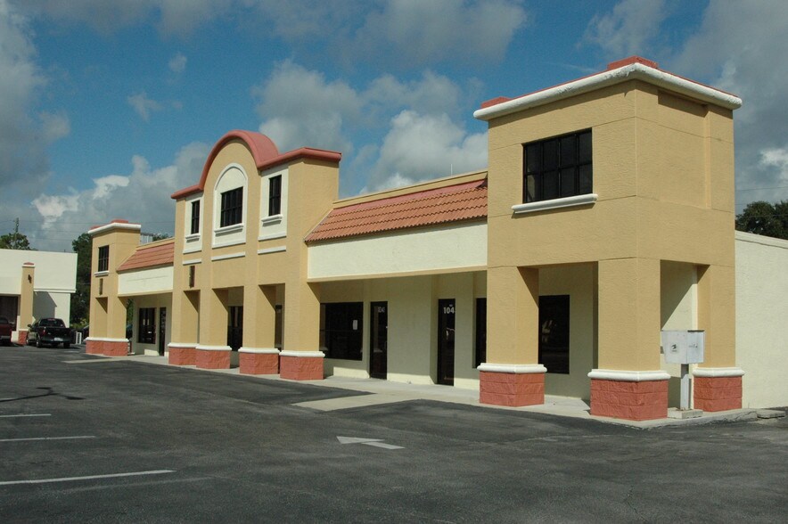 1007-1053 NE 14th St, Ocala, FL à louer - Photo principale – Image 1 sur 3