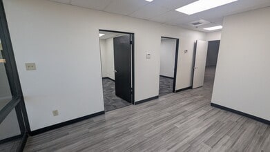4014 E Broadway Rd, Phoenix, AZ à louer Photo intérieure– Image 2 sur 5