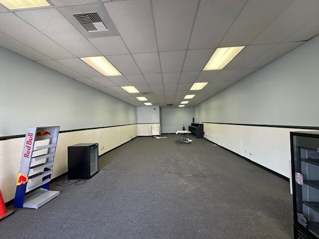 15445 Palmdale Rd, Victorville, CA à louer - Photo de l’immeuble – Image 3 sur 6