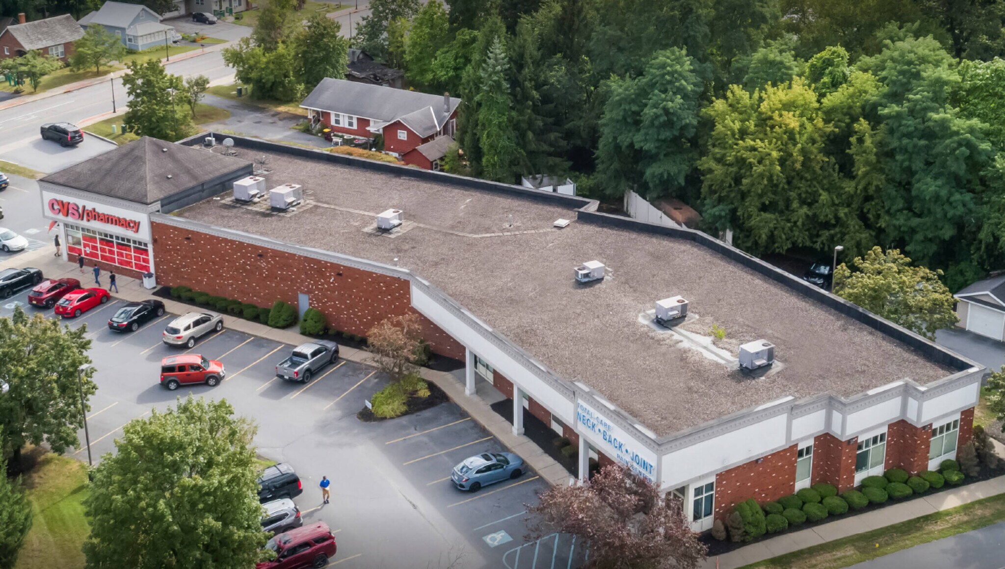 5 Main St, Queensbury, NY à vendre Photo de l’immeuble– Image 1 sur 3