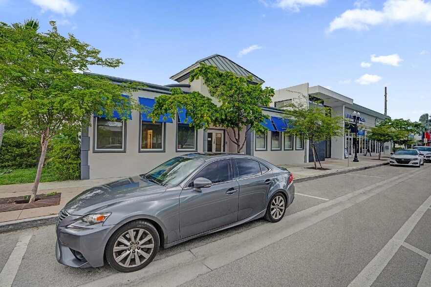 2419 Hollywood Blvd, Hollywood, FL à vendre - Photo de l’immeuble – Image 3 sur 32