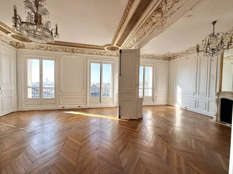 60 Rue De Londres, Paris à louer - Photo de l’immeuble – Image 2 sur 15