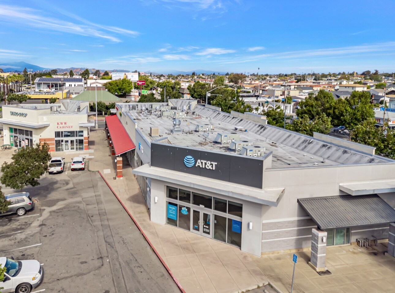 4210-4250 Macdonald Ave, Richmond, CA portefeuille de 2 biens à vendre sur LoopNet.fr Photo principale– Image 1 sur 13