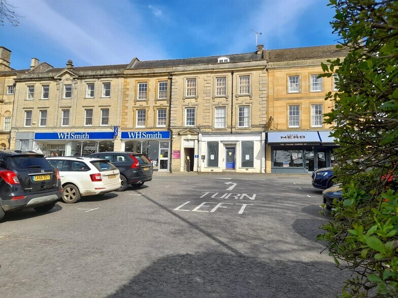 11 High St, Chipping Norton à vendre - Photo de l’immeuble – Image 2 sur 14