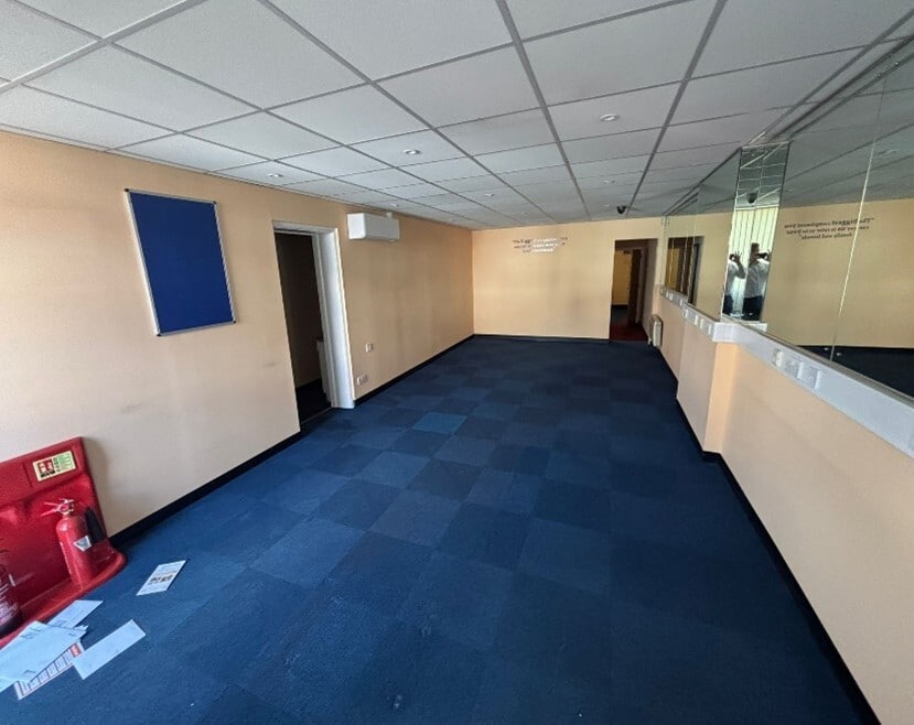 59-61 Nutfield Rd, Merstham à louer Photo intérieure– Image 1 sur 3