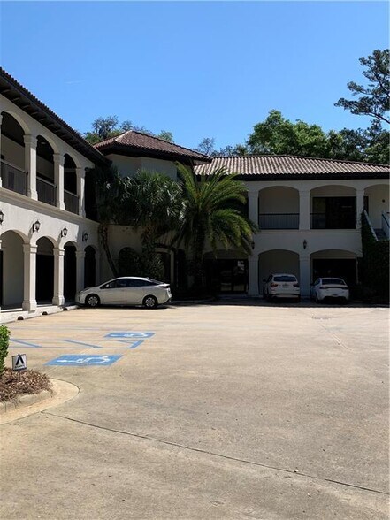 5500 Frederica Rd, Saint Simons Island, GA à louer - Photo de l’immeuble – Image 2 sur 20