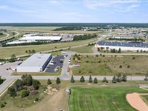 2301 Johanneson Dr NW, Bemidji, MN à louer Photo intérieure– Image 2 sur 25
