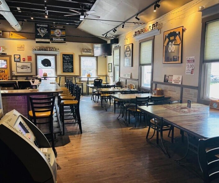 325 Camp Horne Rd, Pittsburgh, PA à louer - Photo intérieure – Image 2 sur 2