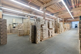 229 Marginal St, Chelsea, MA à louer Photo intérieure– Image 2 sur 4