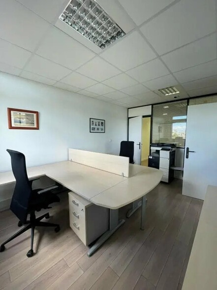 Bureau dans Vannes à vendre - Photo de l’immeuble – Image 3 sur 3