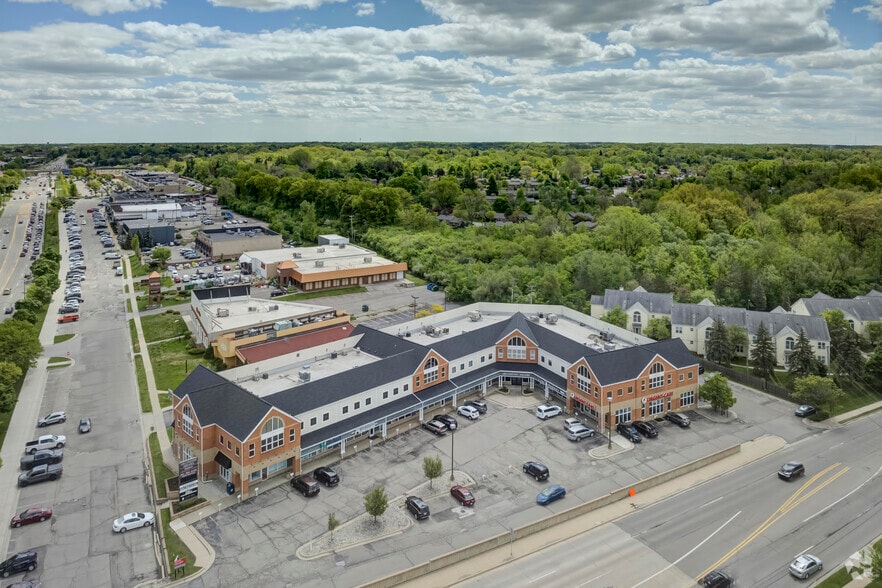 3280-3300 Washtenaw Ave, Ann Arbor, MI à louer - Aérien – Image 3 sur 7