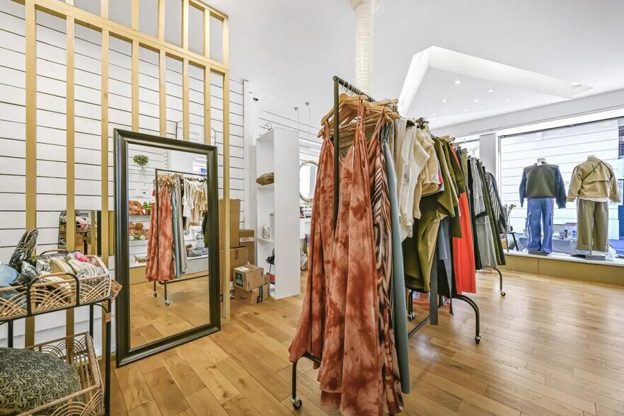 Local commercial dans Issy-les-Moulineaux à louer - Photo intérieure – Image 3 sur 5