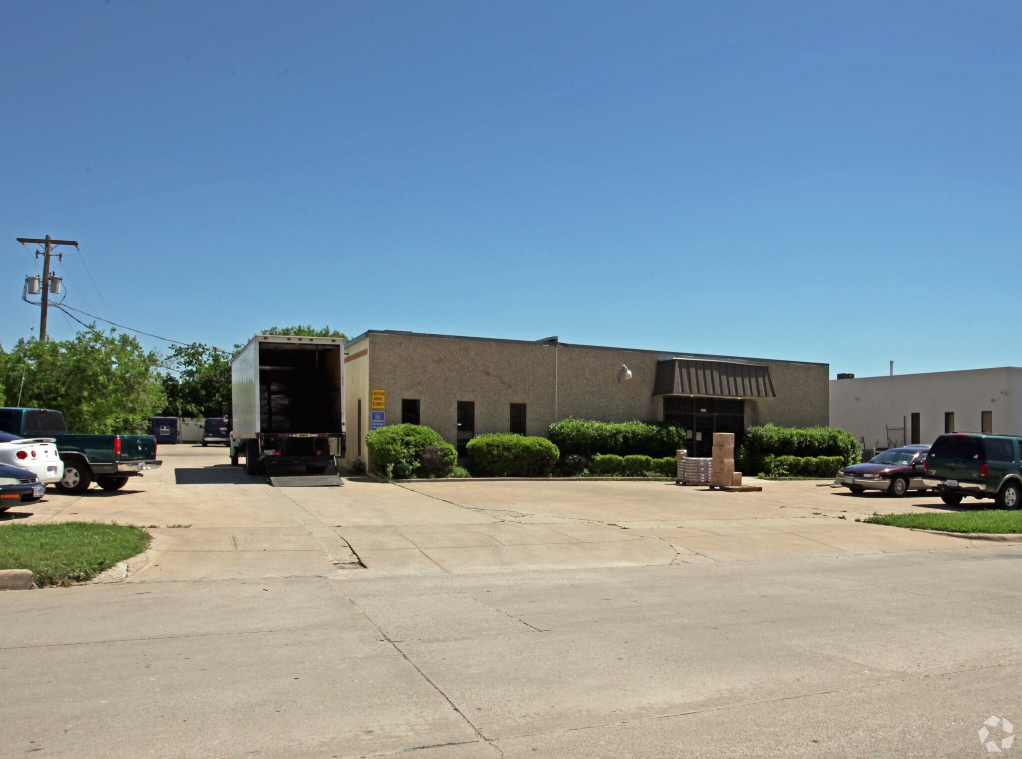 8801 Forum Way, Fort Worth, TX à louer Photo principale– Image 1 sur 3