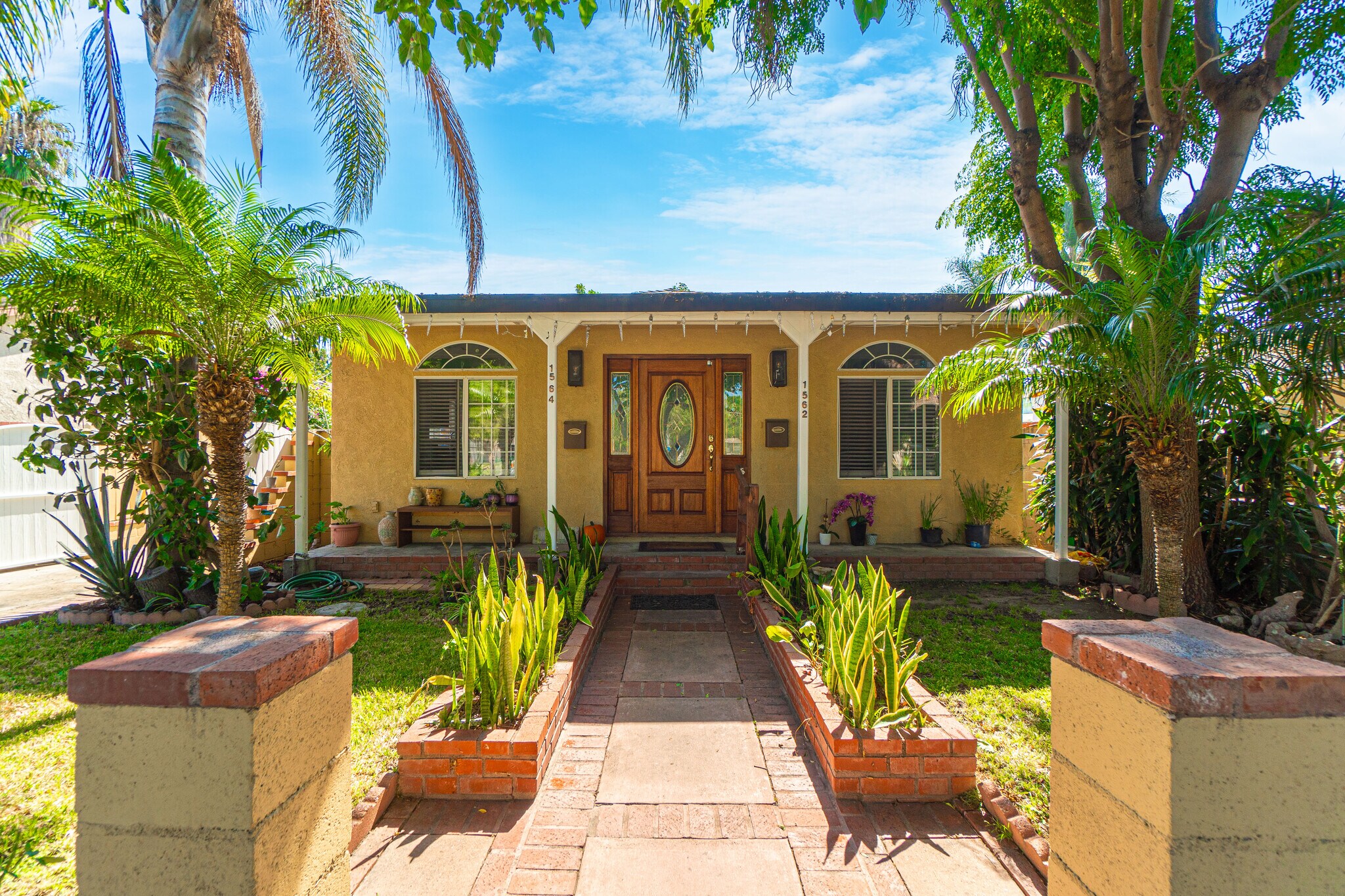 1562 W 31st St, Long Beach, CA à vendre Photo principale– Image 1 sur 27