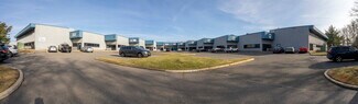 Plus de détails pour 33 Comac Loop, Ronkonkoma, NY - Bureau, Industriel/Logistique à louer