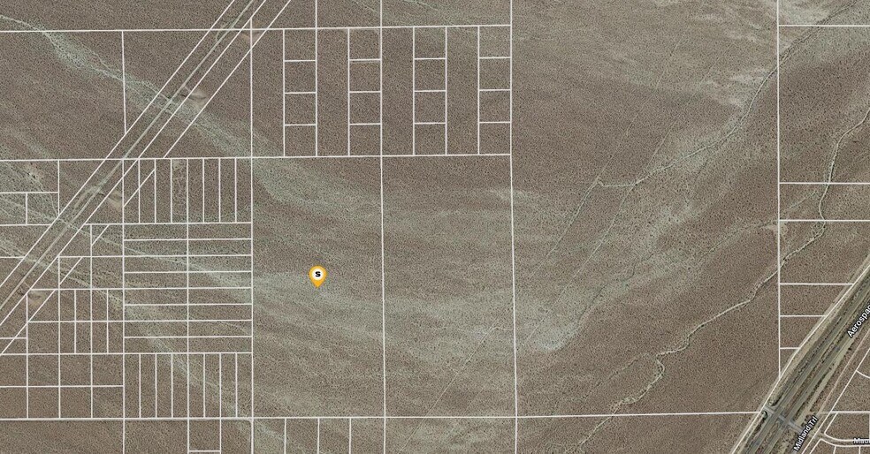 115 Oregon, Mojave, CA à vendre - Photo principale – Image 3 sur 6