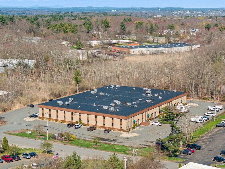 85 Flagship Dr, North Andover, MA à louer - Photo principale – Image 1 sur 5