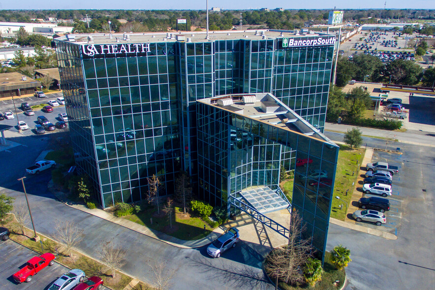 3290 Dauphin St, Mobile, AL à louer - Photo de l’immeuble – Image 1 sur 5