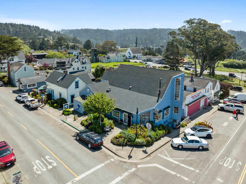 10481 Lansing St, Mendocino, CA à vendre - Aérien – Image 1 sur 18