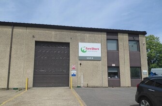 6-8 Midleton Industrial Estate, Guildford à louer Photo de l’immeuble– Image 1 sur 8