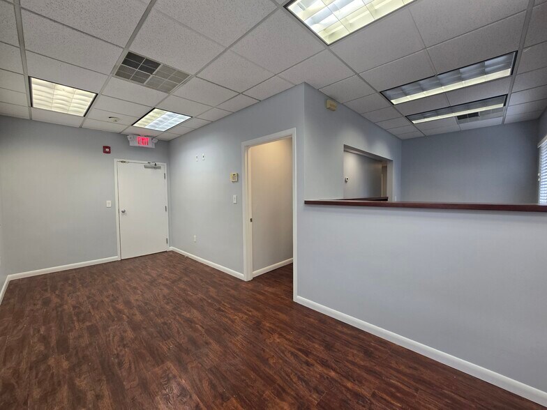359 Centre St, Nutley, NJ à vendre - Photo intérieure – Image 3 sur 16