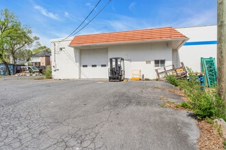 449 N Cameron St, Winchester, VA à louer Photo intérieure– Image 2 sur 18